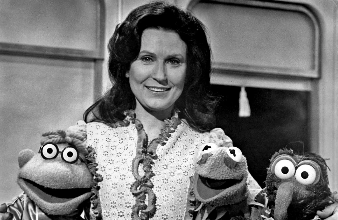 Lorettalynn.jpg