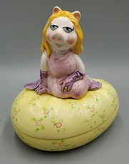 Sigmapiggyyellowcandy