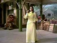 Lorettalynn2.jpg