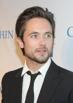 Justinchatwin.jpg