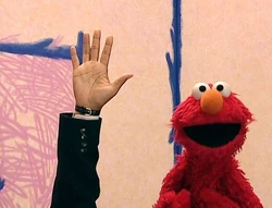 ElmosWorldHands10