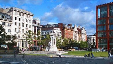 Piccadilly Gardens, Manchester1