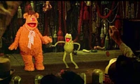 Kermit and fozzie dance