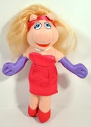 Ukmacdonaldplush-piggy
