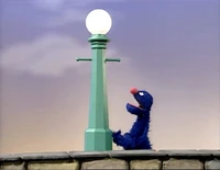 Grover.lamppost.jpg