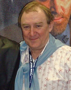 Dermot crowley.jpg