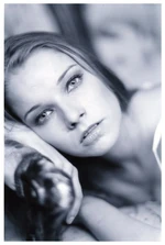 Janka Solecki dubs the voice of Shannon Rutherford