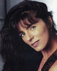 Mira Furlan.jpg