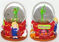 Disneymuppetswaterglobe1