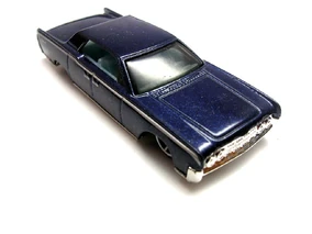 Blue Lincoln conti