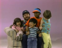 RobinWilliams.knees.jpg