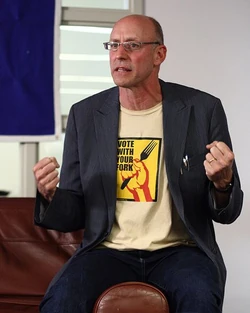 Michael Pollan.jpg