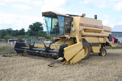New Holland TX34 combine