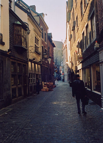 File:Narrow street Aachen.jpg - Wikia Travel File:Narrow street Aachen.jpg - Wikia Travel