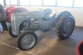 Ford 9N at Lamma-IMG 4503