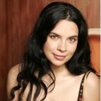 Zuleikha Robinson.jpg