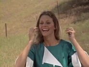 The.Bionic.Woman.S03E01.DVDrip.XviD-SAiNTS.avi 001716840