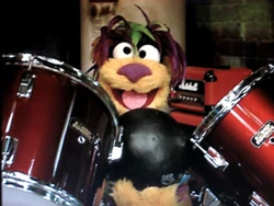 CrossedEyeTingo