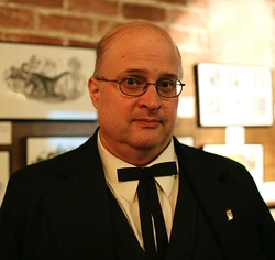 Hal robins crop.jpg