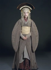 Padmeflanked.jpg