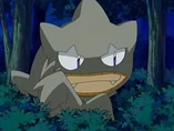EP559 Meowth disfrazado de Banette