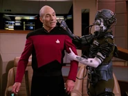 Borg kidnap Picard