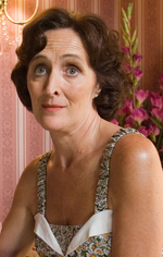 http://images2.wikia.nocookie.net/__cb20090707200443/harrypotter/images/thumb/7/7a/Petunia_dursley1.PNG/150px-Petunia_dursley1.PNG