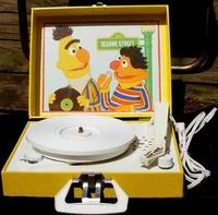 PlaytimeBertErnieRecordPlayer