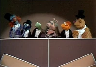 RoyalVariety1977 3