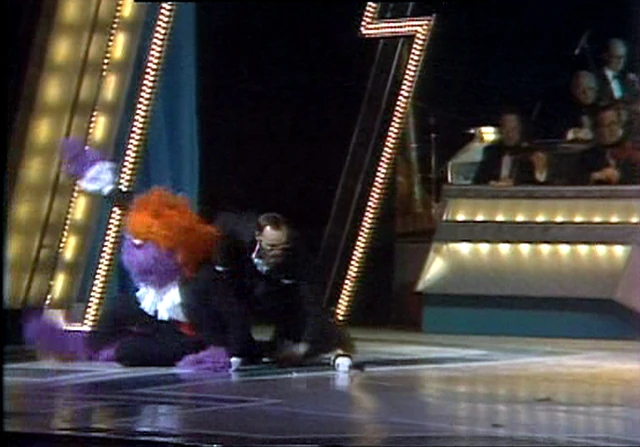 File:RoyalVariety1977 9.JPG