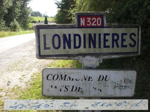 76 PanneauEntreeAggloN320Londinieres