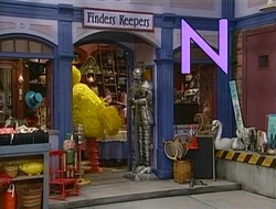 3465o