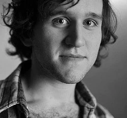Harry melling
