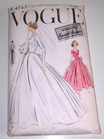 Wedding Dress Sewing Patterns on Vogue S 4747 Vintage Sewing Patterns