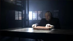 1x08 Ring Leader