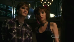 http://smallville.wikia