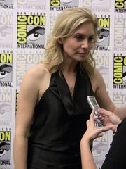 450px-Elizabeth Mitchell