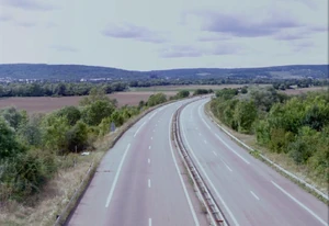 L'A313 vu de la rue de Loisy