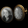 Public-Enemies-Loot-5-Locket-of-Billie.jpg