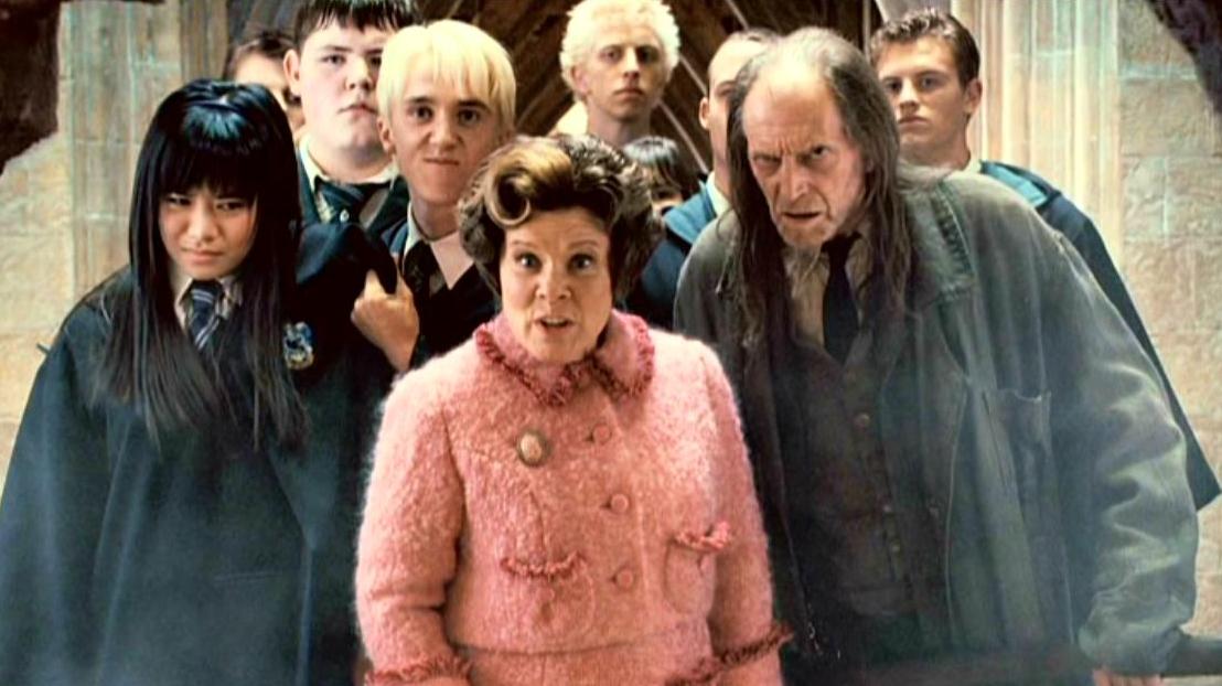 FileDolores Umbridge with the Inquisitorial Squad capturing Cho Chang HP5