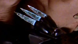 Gloveknife