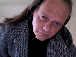 Robert J Kuntz
