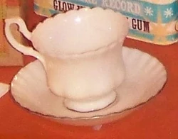 Nose-Biting Teacup