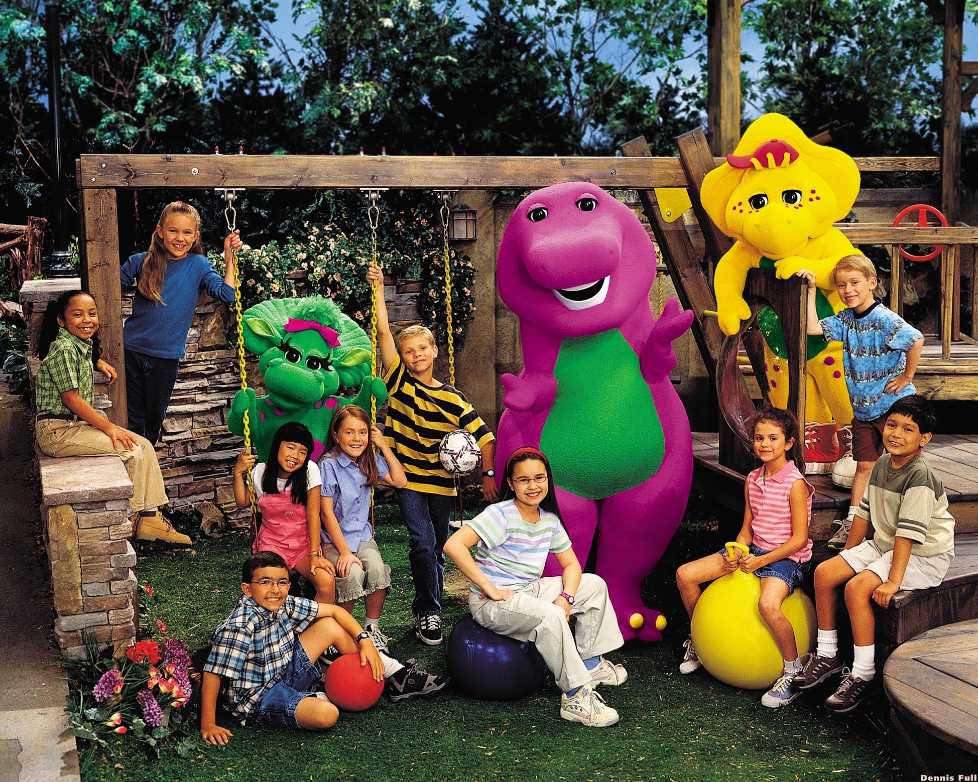 Cast Of Barney