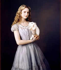 Alice3.jpg