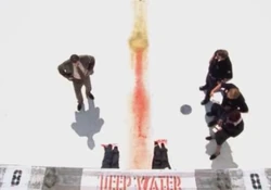 3x01-no-feet-3