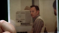 4x02 benlinus snapshot.jpg