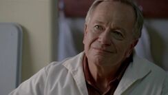 Bernard como dentista