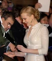 Nicole Kidman signingautographs