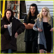 Kristen-stewart-taylor-lautner-new-moon-set